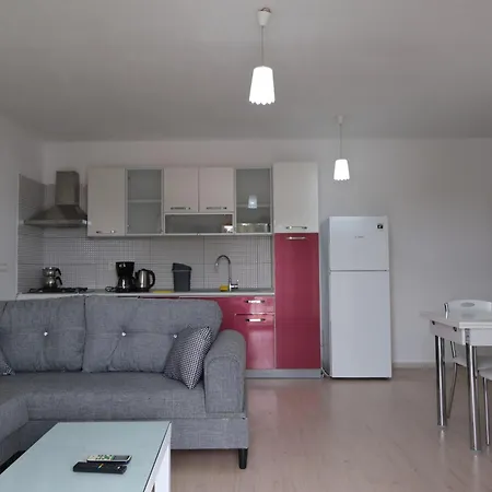 Cesme Suites מלון דירות Çeşme