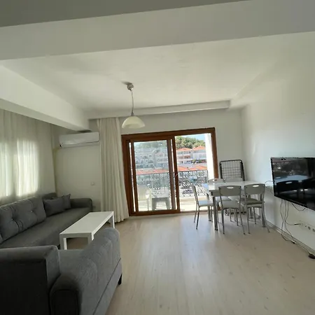Cesme Suites מלון דירות Çeşme